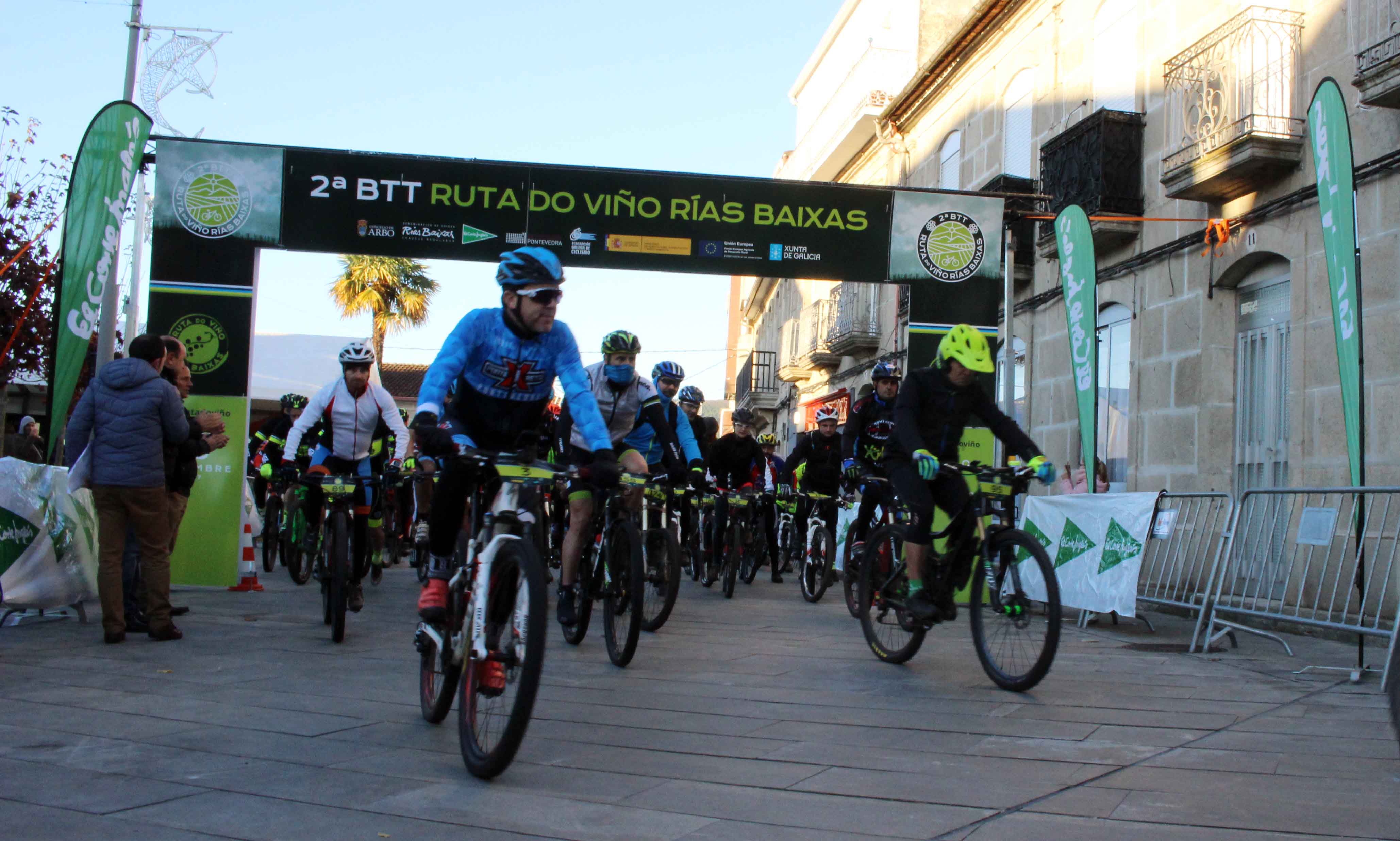 Jornada de enoturismo y deporte en Arbo con la II BTT Ruta do Viño Rías Baixas
