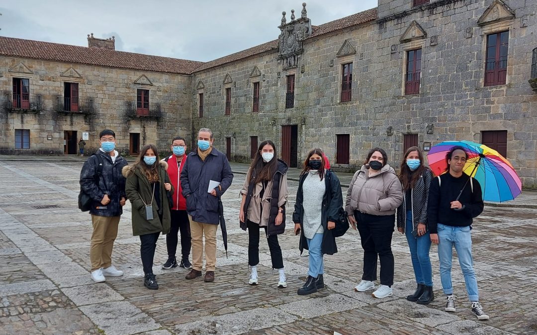 Alumnado de la Escuela de Turismo de A Coruña retoma sus visitas a la Ruta do Viño Rías Baixas para descubrir su proyecto enoturístico